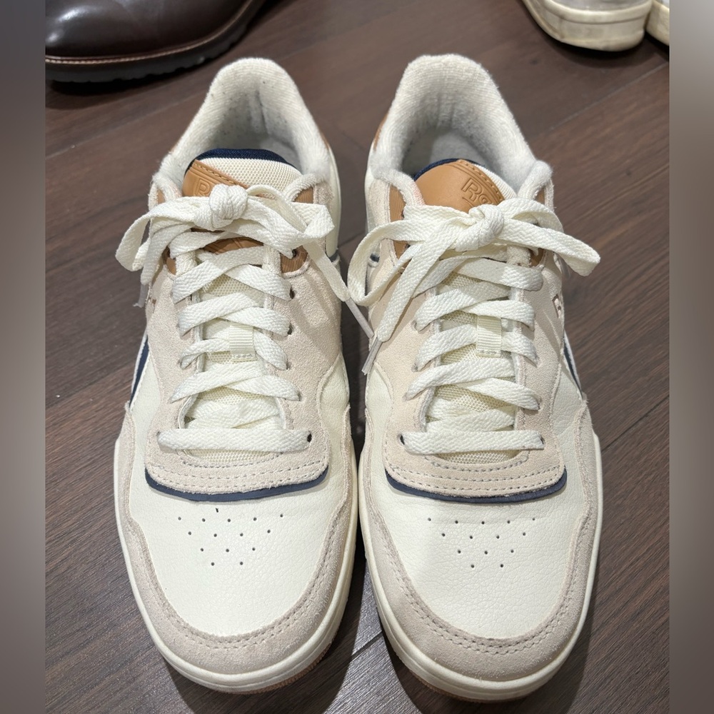 NWOT Reebok men’s drift court sneaker size US10